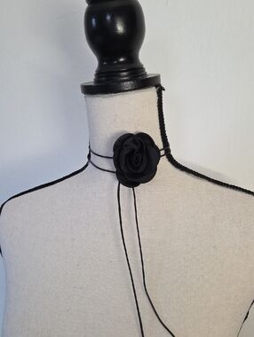 Black Rose Tie Choker Necklace - Women Jewelry